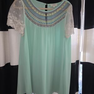 Umgee Mint Green Mini Dress with Lace Sleeves